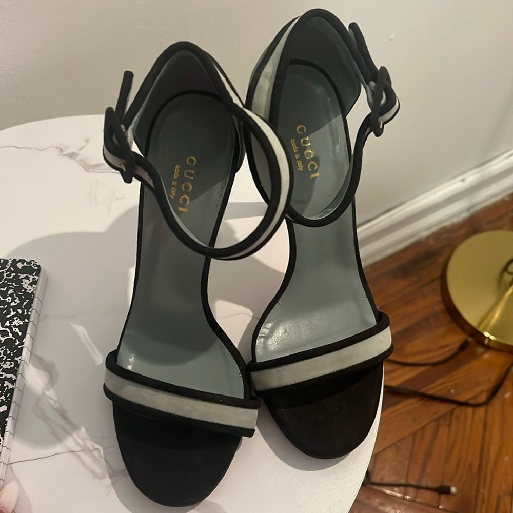Light blue color blocked suede Gucci sandals - Picture 5 of 7